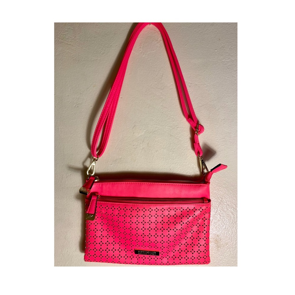 Kardashian Kollection pink bag!!🔥💓